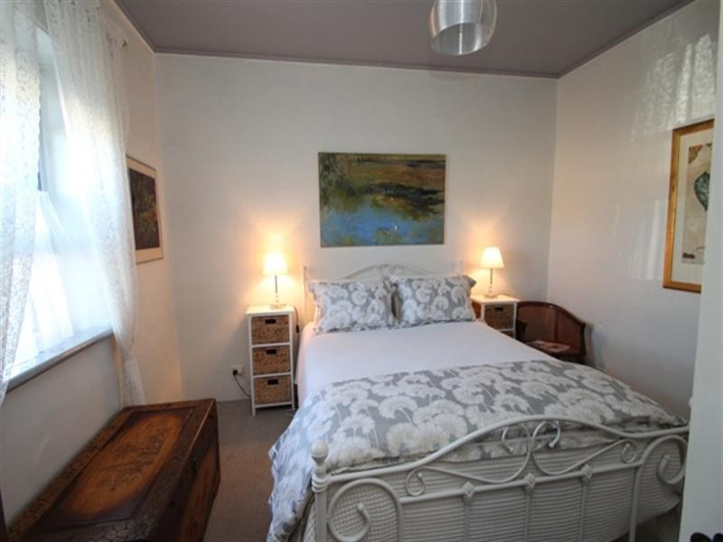 16 Truro Street, Burra SA 5417