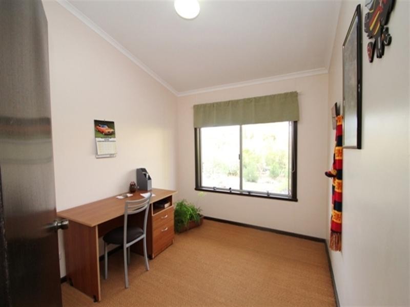 32 Commercial Road, Watervale SA 5452
