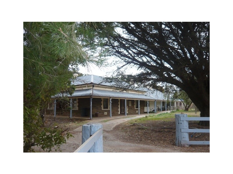 16 Tregony Street, Burra SA 5417