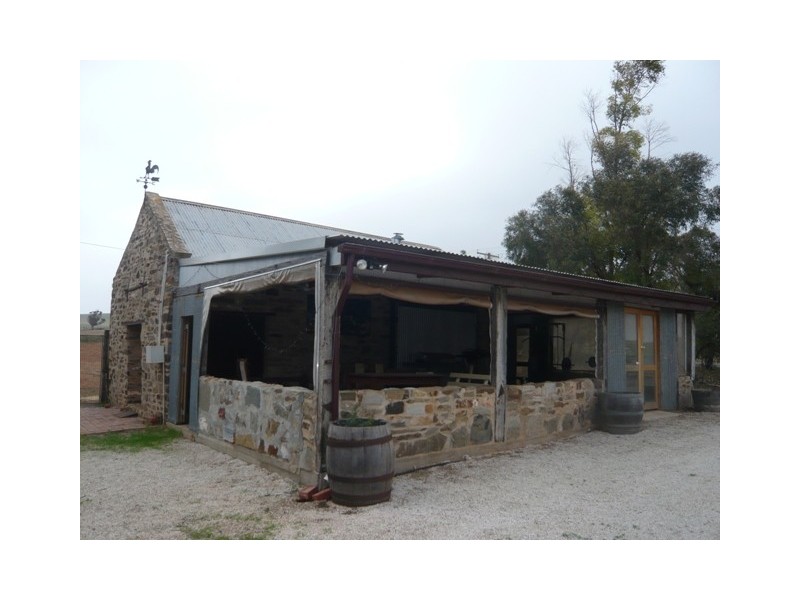 16 Tregony Street, Burra SA 5417