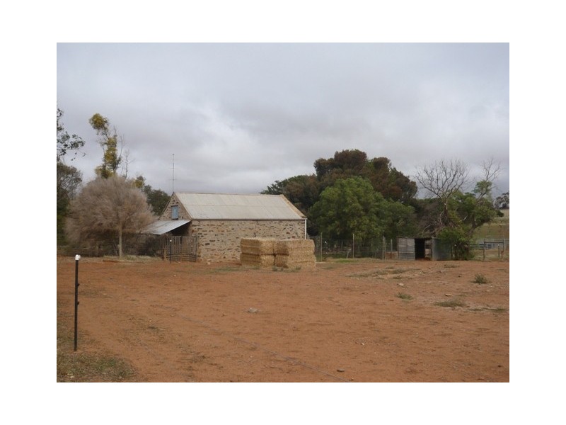 16 Tregony Street, Burra SA 5417