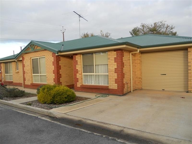 2/5 SCOTLAND Street, Balaklava SA 5461