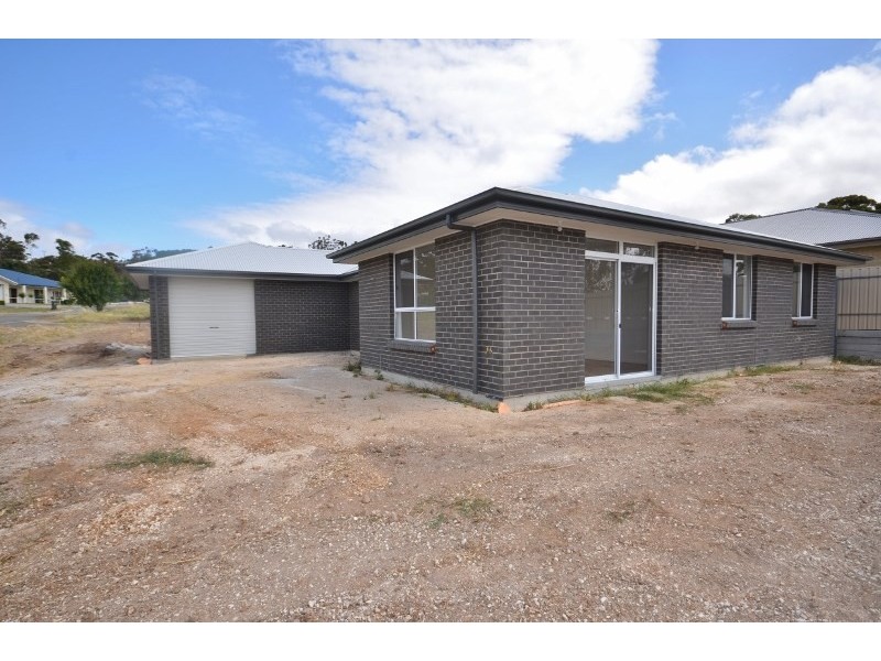 4 Beal Drive, Clare SA 5453