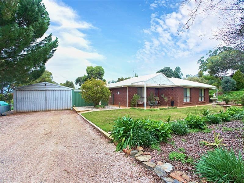 3 North Terrace, Watervale SA 5452