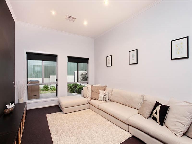 21 Trezise Way, Clare SA 5453