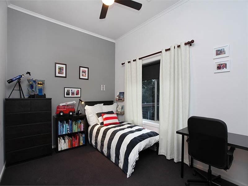 21 Trezise Way, Clare SA 5453