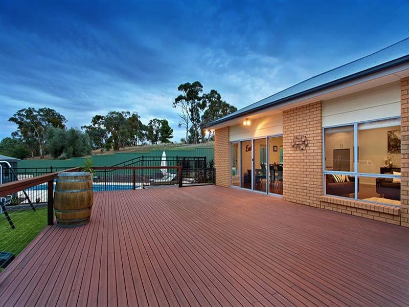 21 Trezise Way, Clare SA 5453