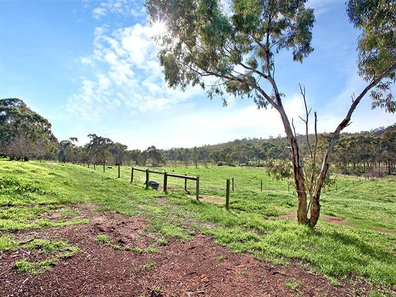 82 Emu Flat Road, Armagh SA 5453