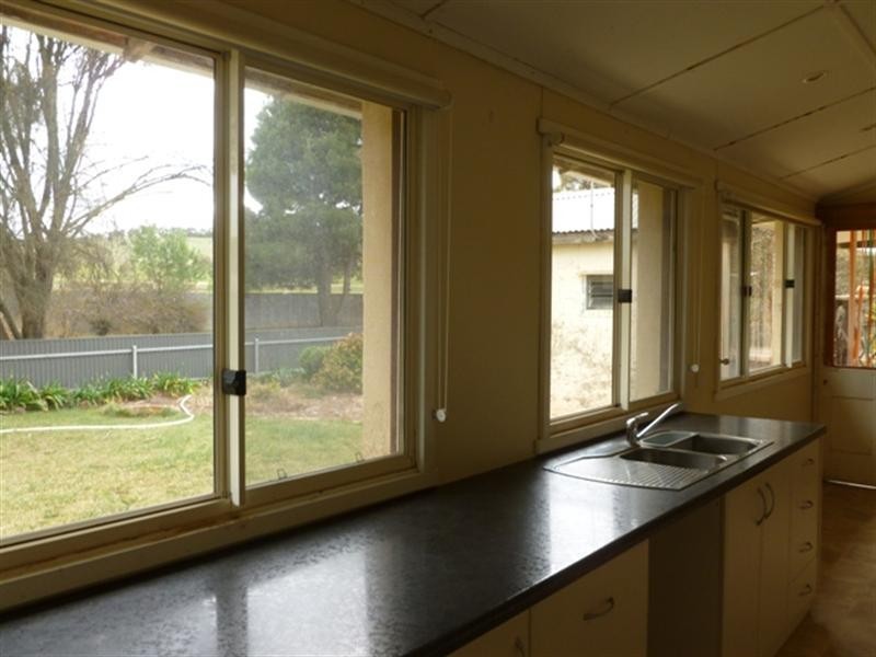 4 Watt Road, Burra SA 5417