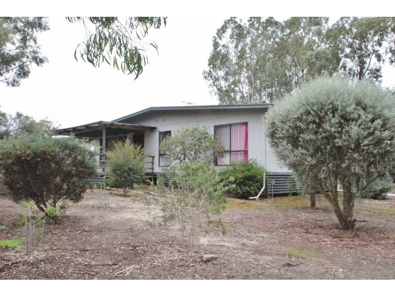 16 Stanley Street, Auburn SA 5451
