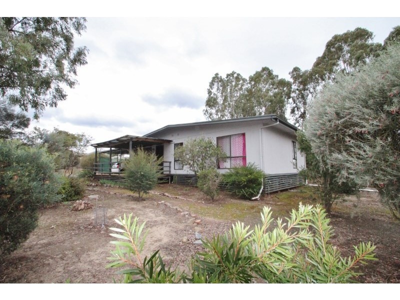 16 Stanley Street, Auburn SA 5451