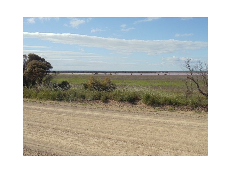 24 Falie Drive, Price SA 5570