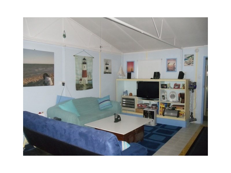 7 Main Street, Pine Point SA 5571