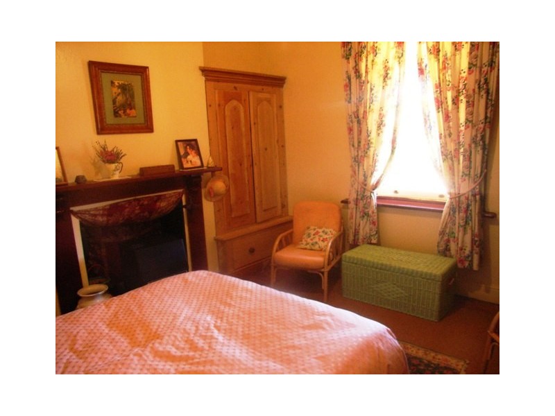 9 St Just Street, Burra SA 5417
