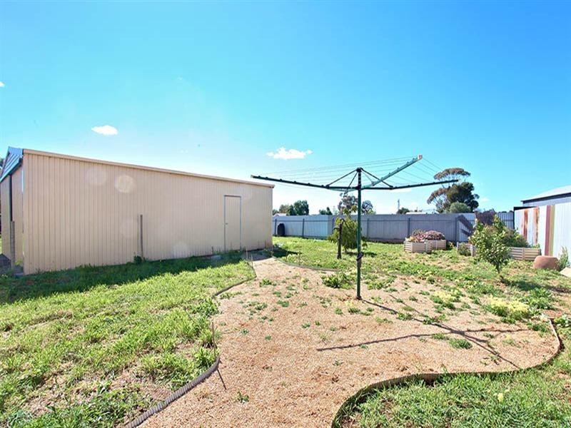19 Racecourse Road, Balaklava SA 5461