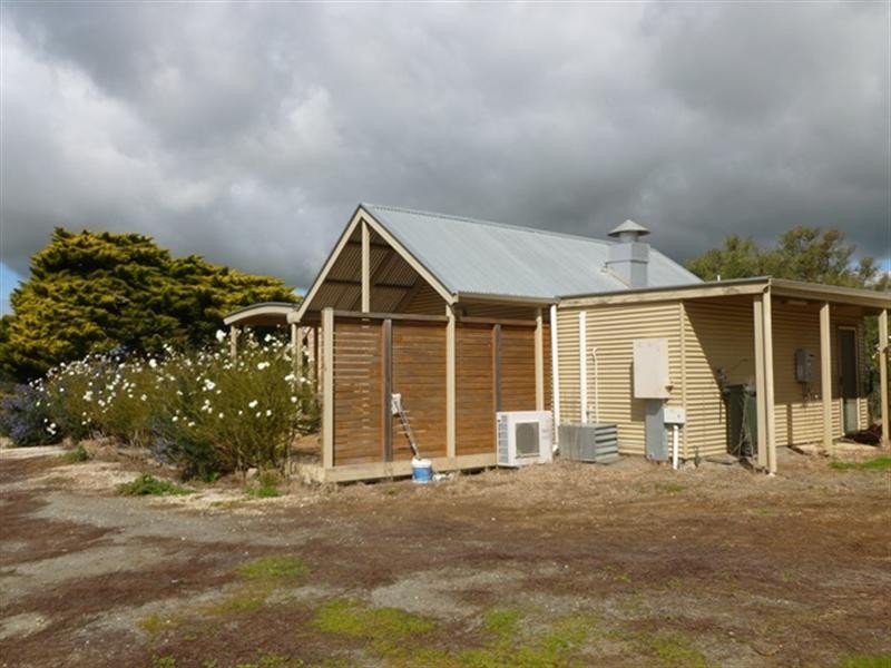 10 Kelly Street, Mintaro SA 5415