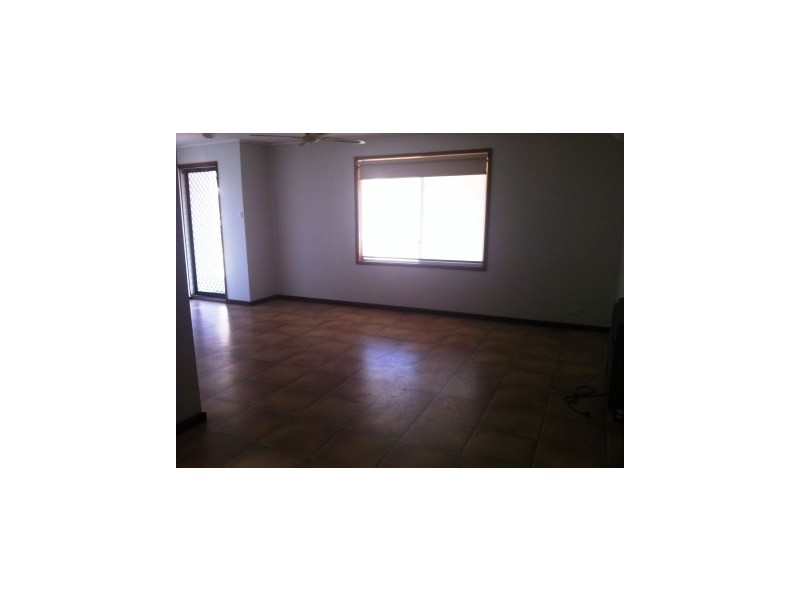 18 BARTON Road, Tiddy Widdy Beach SA 5571