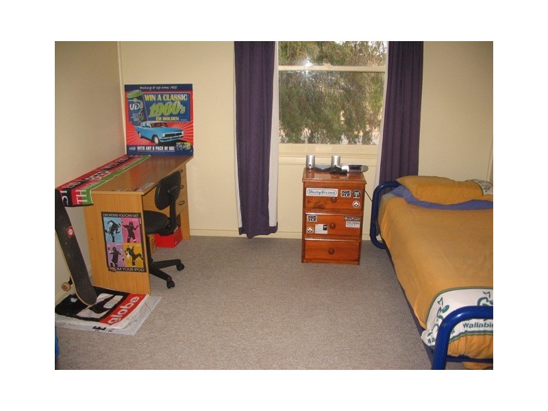 30 Essington Avenue, Clare SA 5453