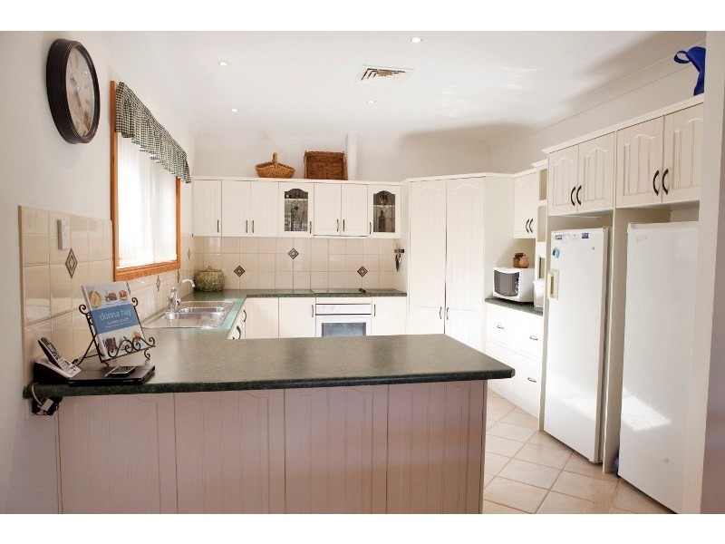 7 March Court, Clare SA 5453