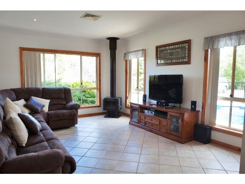 7 March Court, Clare SA 5453