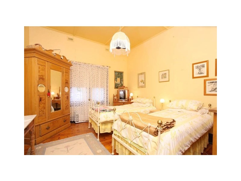 343 Main North Road, Clare SA 5453