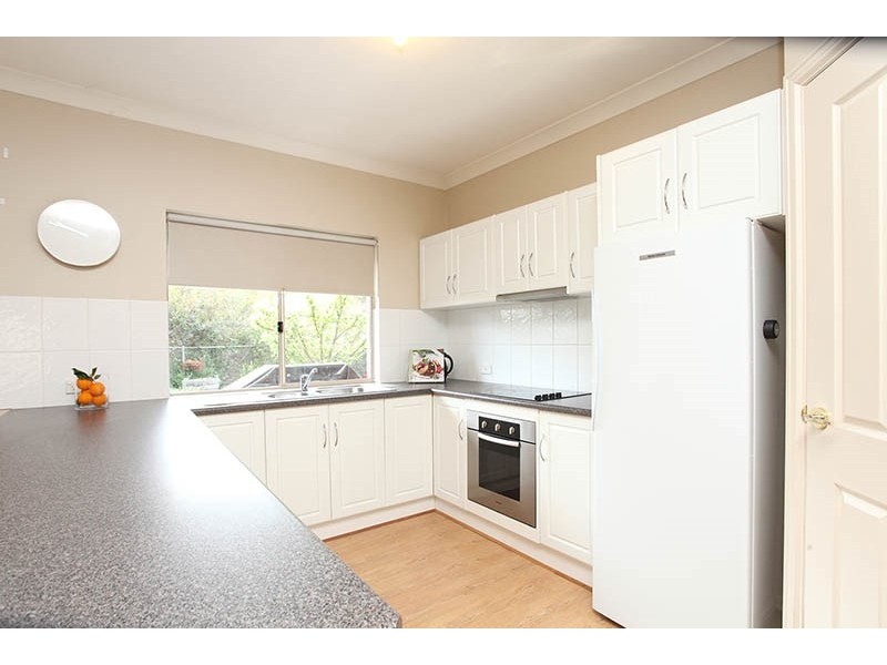 9 Rocky Glen Court, Clare SA 5453