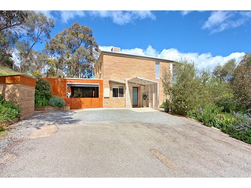 Warenda Rd, Riesling Trail and Clare Valley Cottages, Clare SA 5453