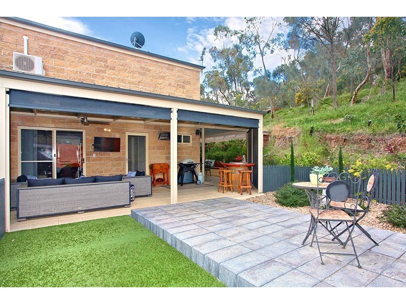 Warenda Rd, Riesling Trail and Clare Valley Cottages, Clare SA 5453