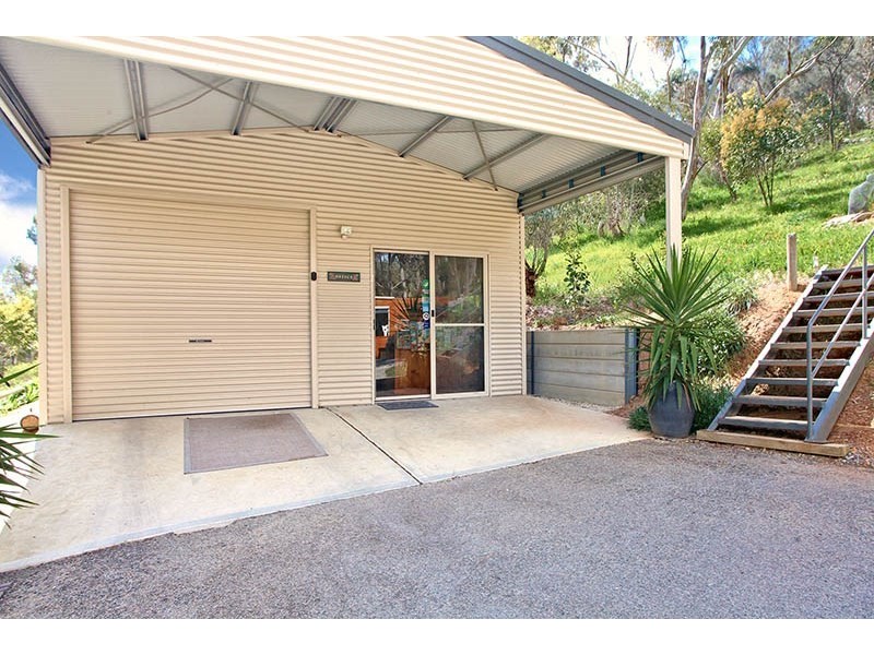Warenda Rd, Riesling Trail and Clare Valley Cottages, Clare SA 5453