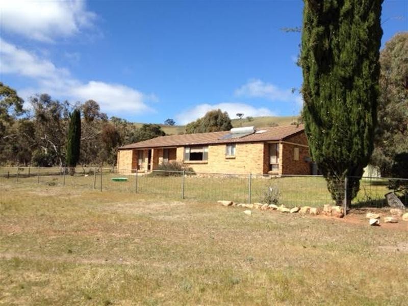 “Toolangie” Barrier Highway, Hallett SA 5419