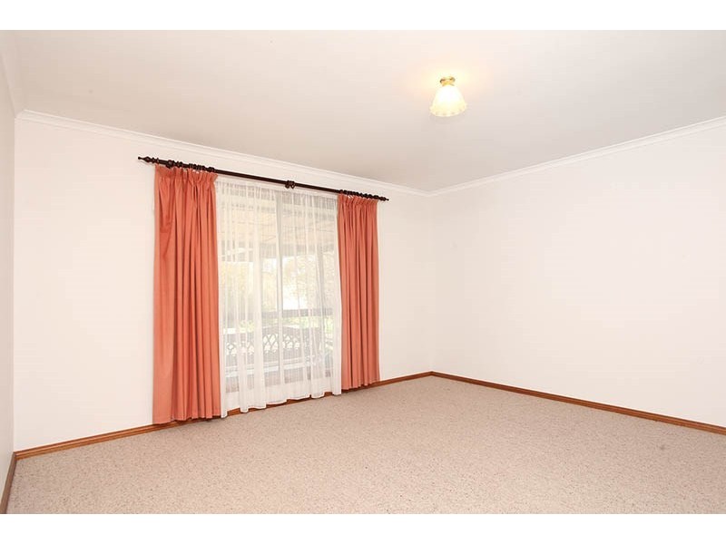 24 Henry Street, Clare SA 5453