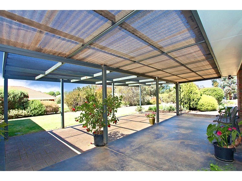 24 Henry Street, Clare SA 5453