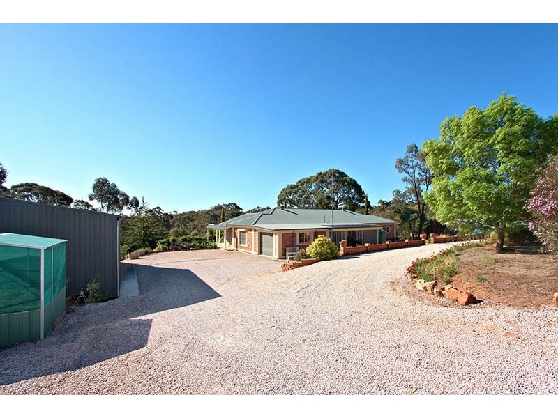 6 Waller Drive, Clare SA 5453