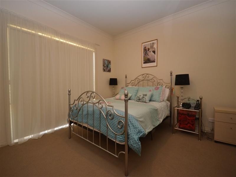 8/372 Main North Road, Clare SA 5453