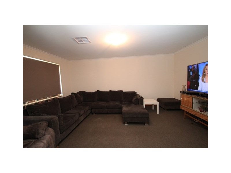 38 Masters Street, Riverton SA 5412