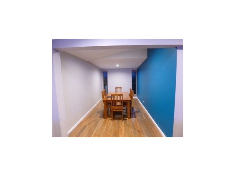 2 Earle Street, Pine Point SA 5571