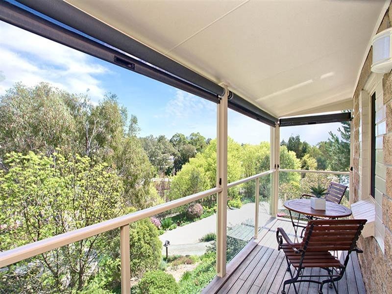 9 Warenda Road, Clare SA 5453