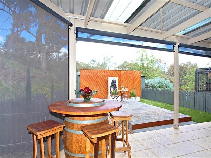 9 Warenda Road, Clare SA 5453