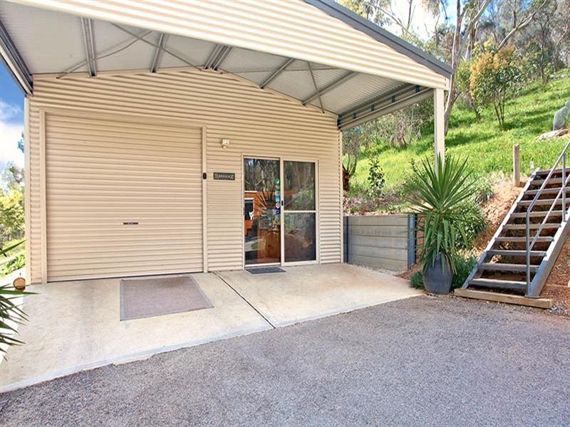 9 Warenda Road, Clare SA 5453