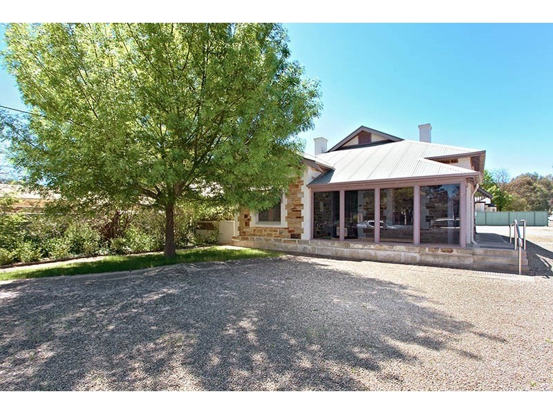 179 Main North Road, Clare SA 5453