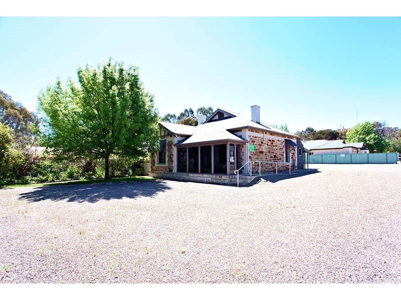 179 Main North Road, Clare SA 5453