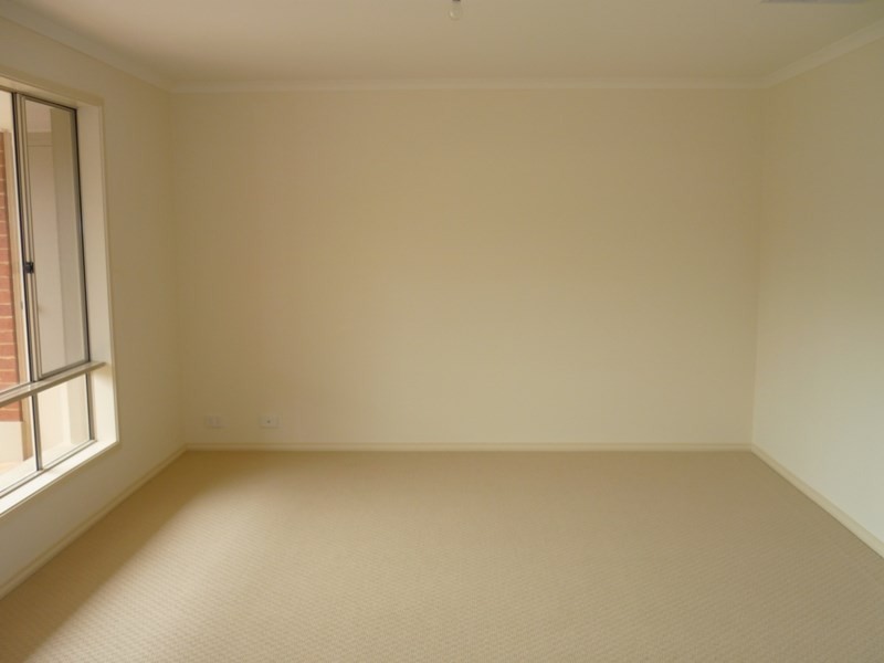 11 Pandappa Drive, Clare SA 5453