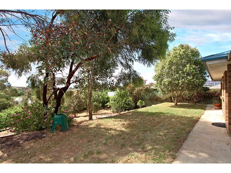 8 East View Street, Clare SA 5453