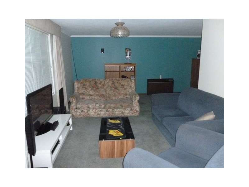 9 Beare Street, Clare SA 5453