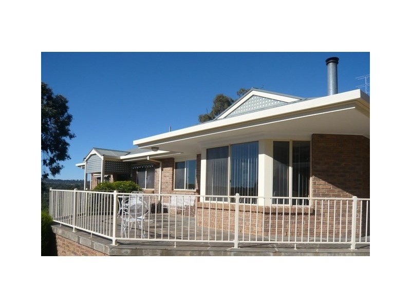 6 Michael Court, Clare SA 5453