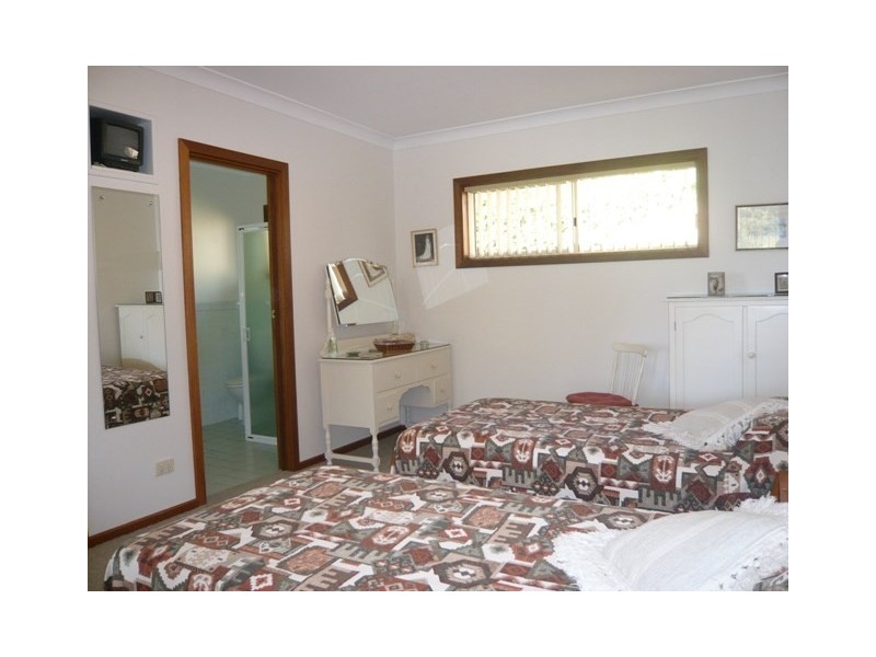 6 Michael Court, Clare SA 5453