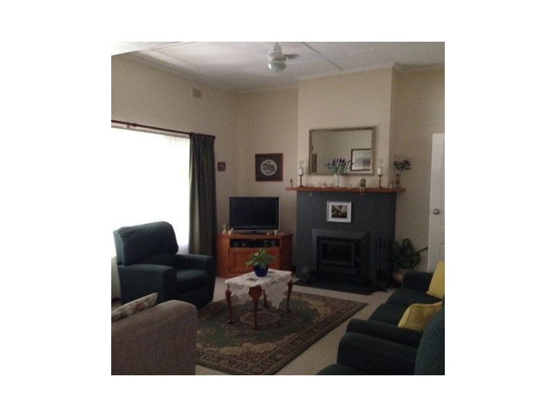 2 Powell Street, Clare SA 5453