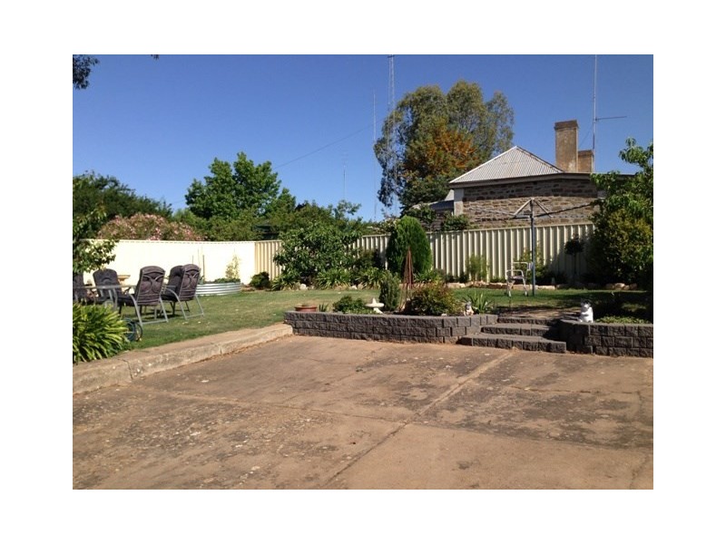 2 Powell Street, Clare SA 5453