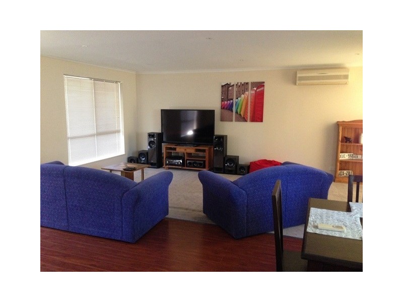 11A Guilford Street, Clare SA 5453