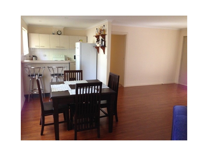 11A Guilford Street, Clare SA 5453